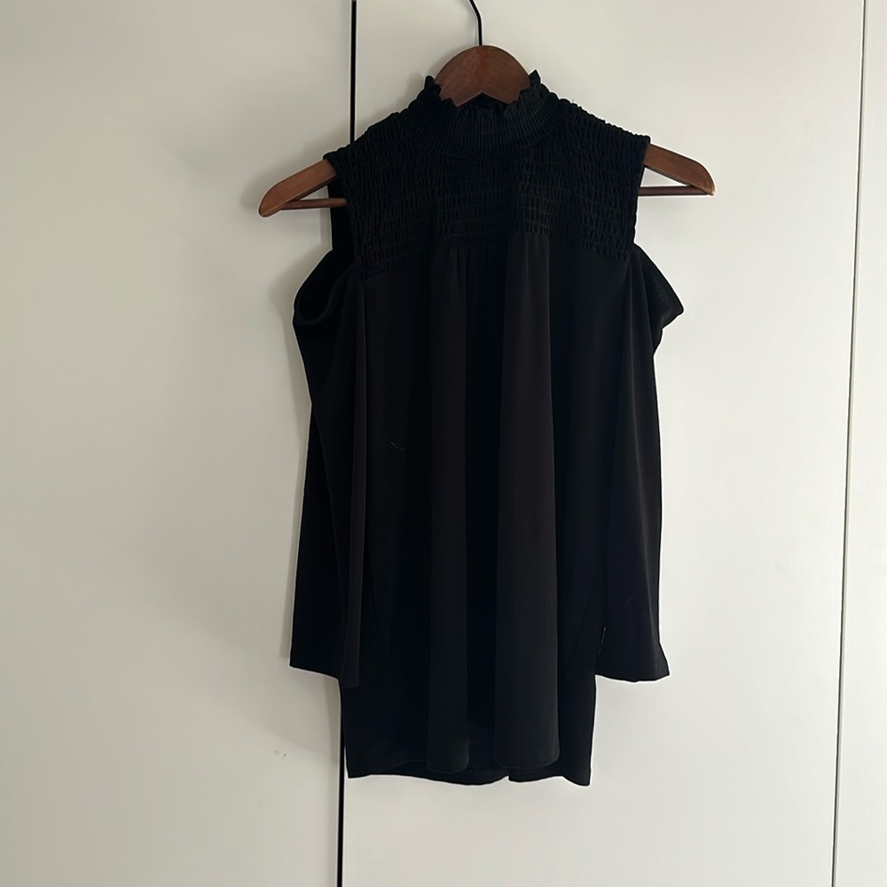 Adrianna Papell Shoulder cutoff Too